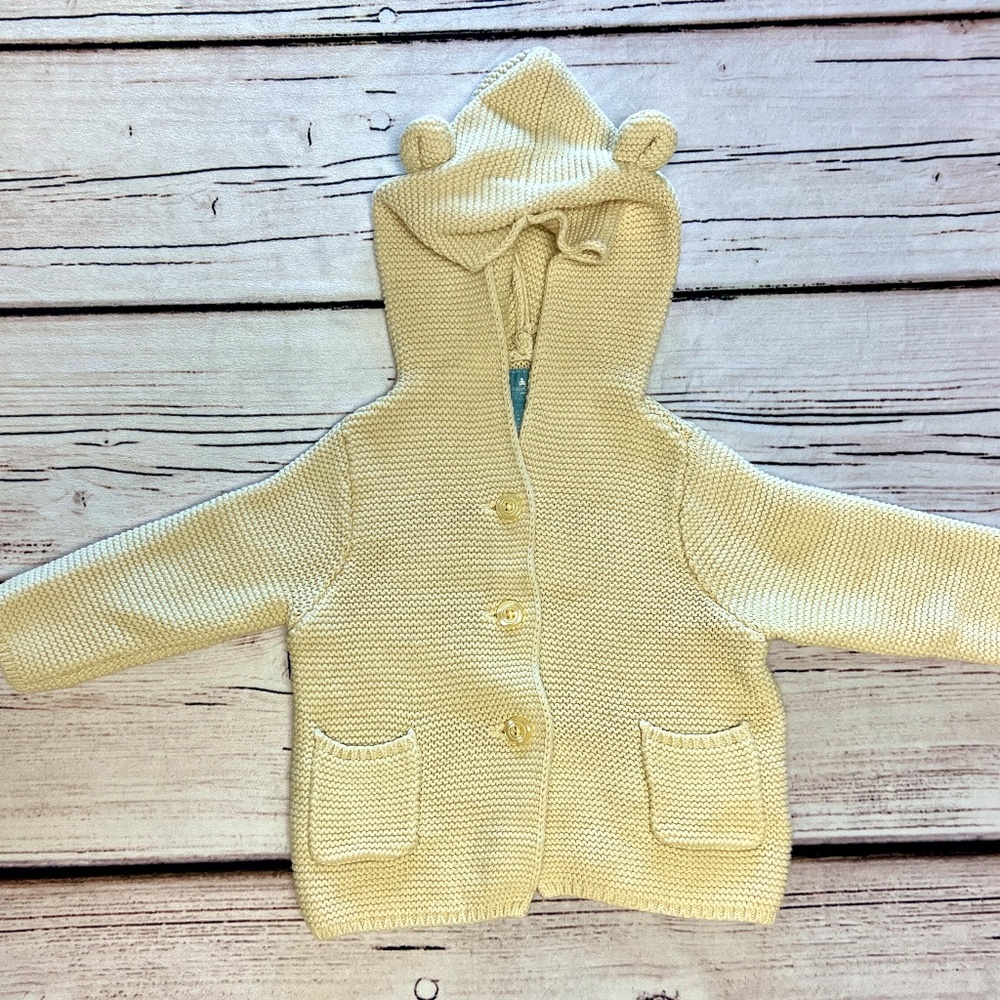 Gap Bear Cotton Hooded Cardigan NWOT Size 3-6 Mo - Color is Natural